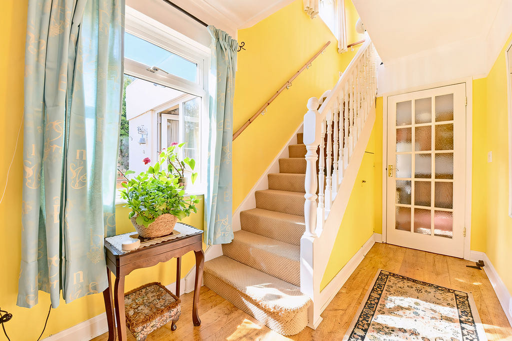 Entrance Hall- click for photo gallery